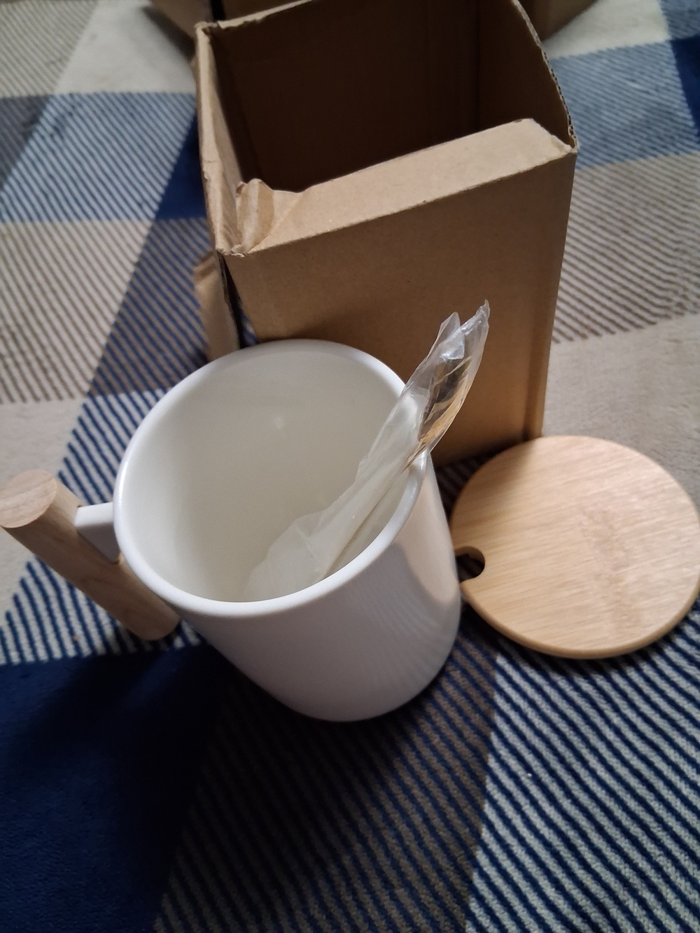 White Ceramic Mug with Bamboo Handle and Lid GREAT gift
